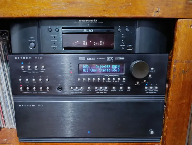 Pré amplificador AVM30 7.1 e amplificador PVA5 ANTHEM + cabos Absolut Acustics