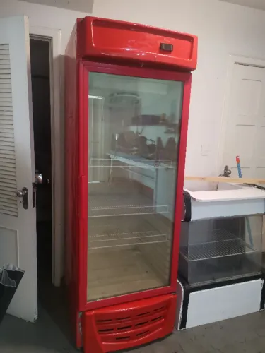 Freezer vertical expositor