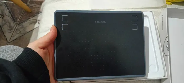 Mesa Digitalizadora Huion Inspiroy H430p Preta