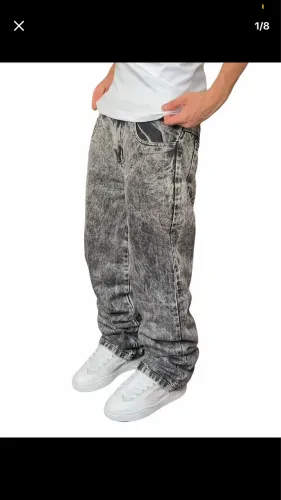 Calça balão jeans estornada boca larga tam 40