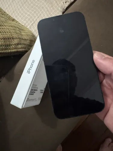 iPhone 13 com defeito