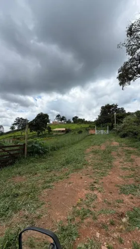 Terreno rural em azurita