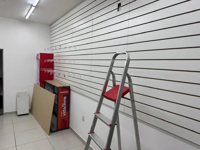 Painel para montagem de loja tamanho 90x1,87