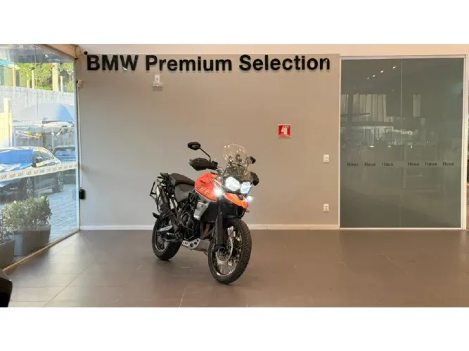 Triumph Tiger 800 XCA