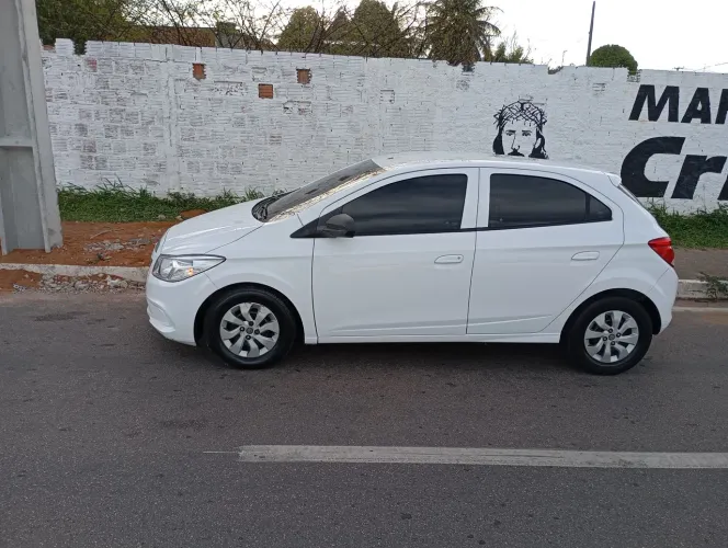 Chevrolet Onix JOY Hatch 1.0 8V Flex Mec. 4P 2018