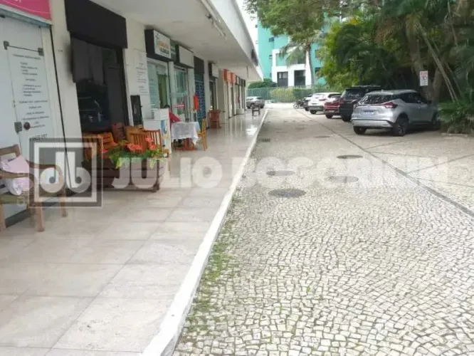 JBRB713368 Loja - / Comercial / Barra da Tijuca EXCELENTE LOJA COMERCIAL COM 46 M2 DUPLEX,