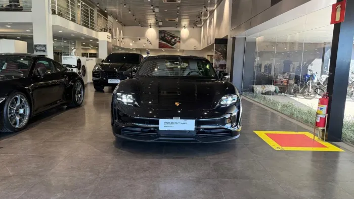 Porsche Taycan 4S (elétrico) 2021