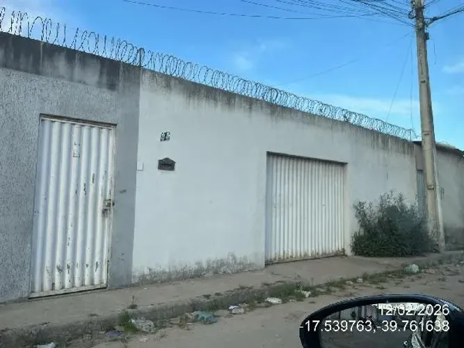 Imóvel com excelente localização Casa no Luis Eduardo Magalhaes, Teixeira de Freitas - BA