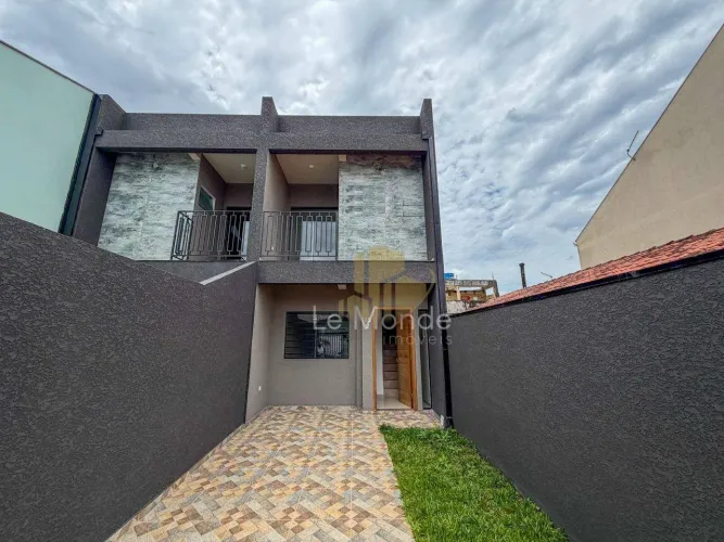 Sobrado com 2 dormitórios para alugar, 83 m² por R$ 3.800,00/mês - Sítio Cercado - Curitib