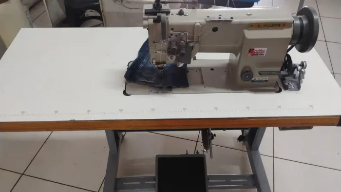 Maquina de Costura Pespontadeira Desl (Parcelo)