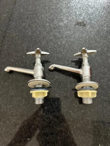 Torneiras de Bancada Metálica