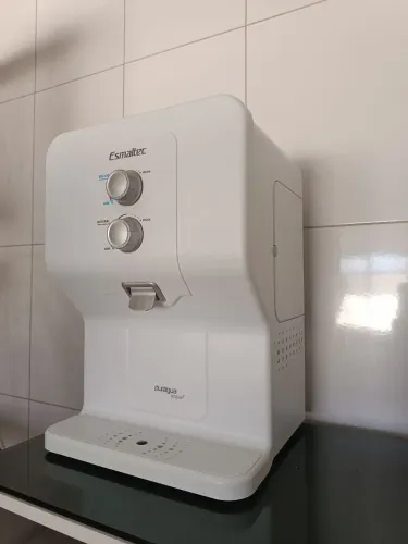 Purificador e Refrigerador de Água Esmaltec (com compressor e serpentina)