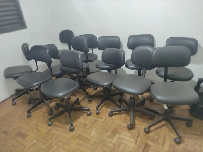 Cadeiras giratória ergométrica para escritório