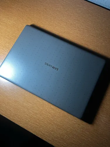 Notbook Samsung Dual Core 4gb 64gb
