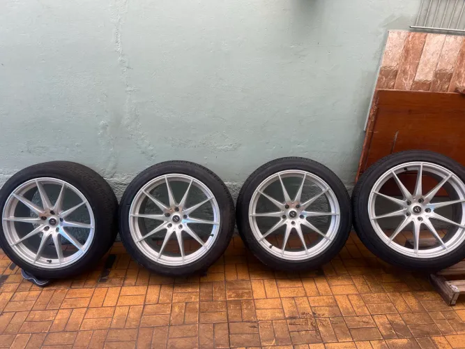 Rodas aro 20 Vitória pneus Yokohama