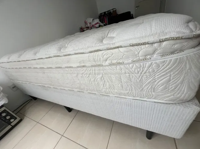 Conjunto Cama Queen Simmons Americana + Box - Premium - Impecável