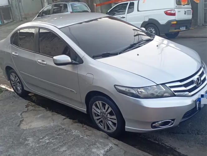 Honda City Sedan LX 1.5 Flex 16V 4P Aut. 2014