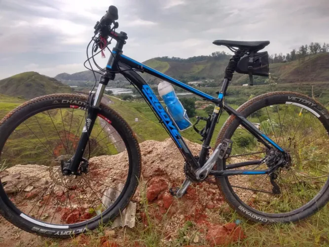 Bicicleta Groove Rifa 90 toda Shimano Deore