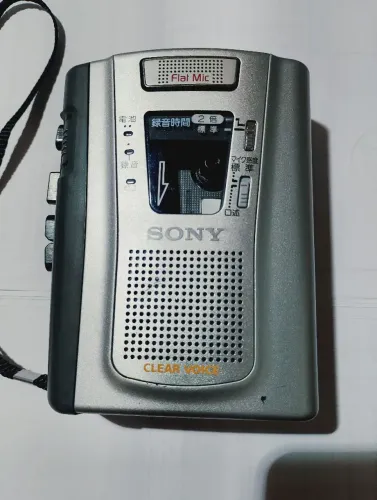Walkman Sony liga, gira em falso talvez seja borrachinha