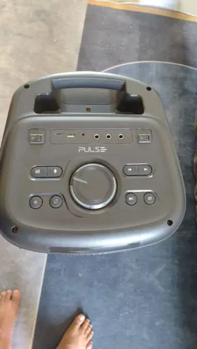 Caixa de som pulse! Valor 700 reais.