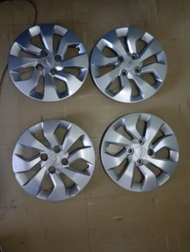 Vendo kit de 4 Calotas do Chevrolet Onix ou prisma Aro 14