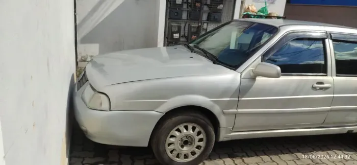 Volkswagen Santana 2.0 MI 2P E 4P 2005
