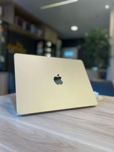 MacBook Air M4 13pol 16Gb/256Gb Starlight 100%