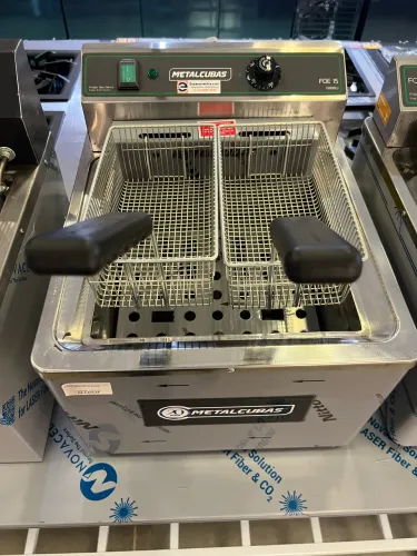 Fritadeira elétrica de bancada 15L zona fria de óleo - pronta entrega - nova
