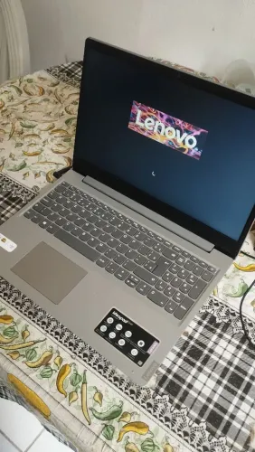 Notebook Lenovo - i3 10° geração - 8gb ram