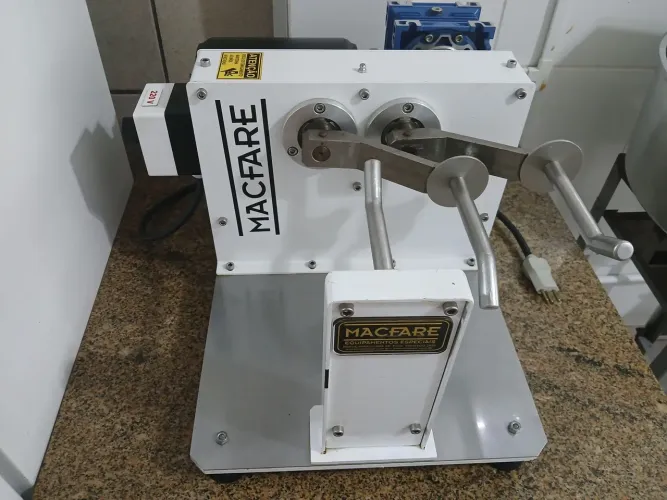 Maquina de bala de coco