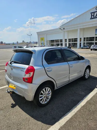 Toyota Etios XLS 1.5 Flex 16V 5P Mec. 2015
