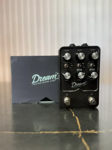 UAD Dream 65 Fender