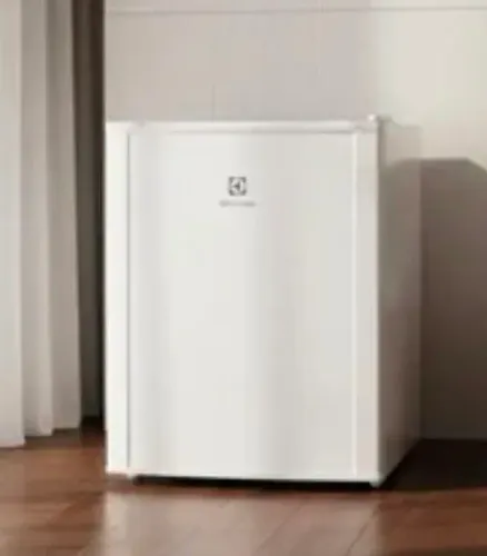 Frigobar 80 litros eletrolux compcto