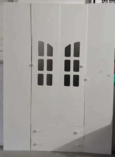Guarda roupa 4 porta 2 gaveta