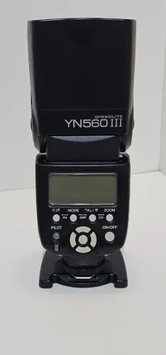 Flash Yongnuo Speedlite YN560 III