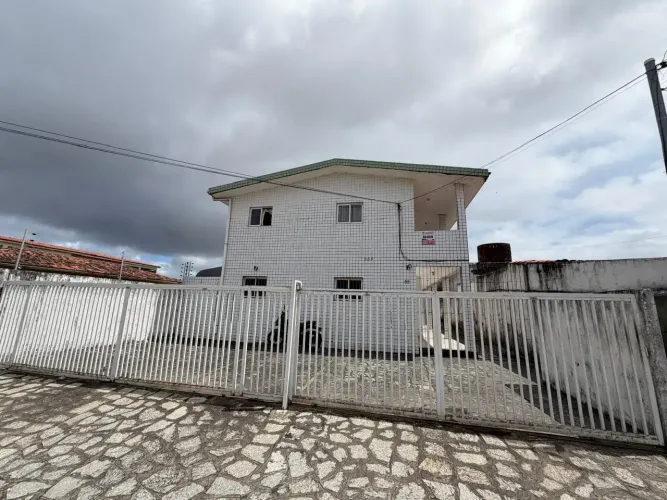 Imóvel para aluguel possui 50 metros quadrados com 2 quartos em Ernesto Geisel - João Pess