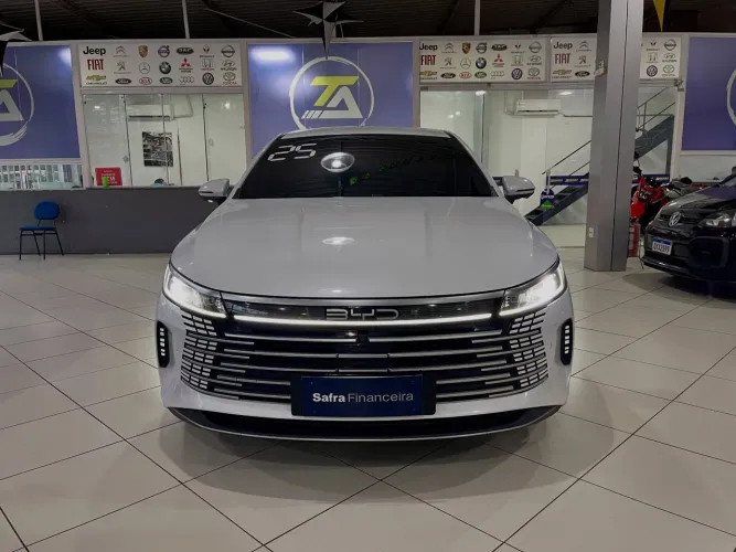 BYD King GS 1.5 16V Híbrido Aut. 2025