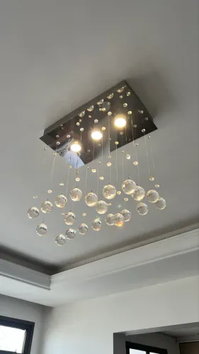 Lustre bolas espelhado