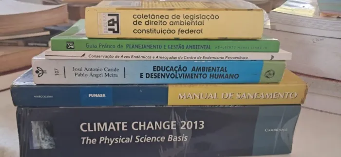 Coleção de 6 livros ambientais
