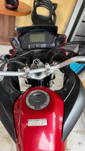 Vende-se XRE 190 ano 2021 em dias no ponto de transferência, bem conservada *80