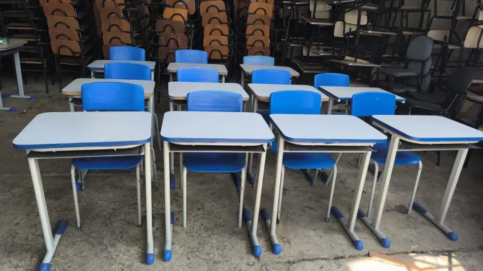 CADEIRA ESCOLAR CONJUNTO