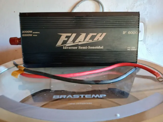 Vendo inversor de 12 volts pra 220volts