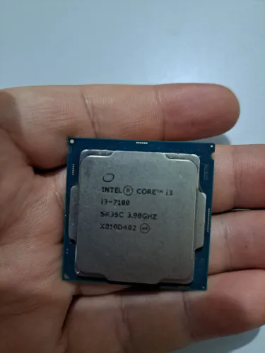 Processador Intel i3 7100