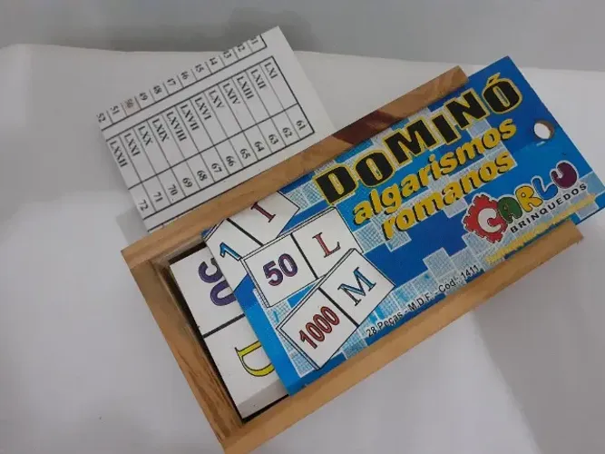 JOGO COMPLETO. DOMINÓ. NÚMEROS ROMANOS.