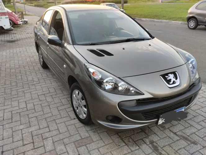 Peugeot 207 Sed. Passion XR Sport 1.4 Flex 8V 4P 2009