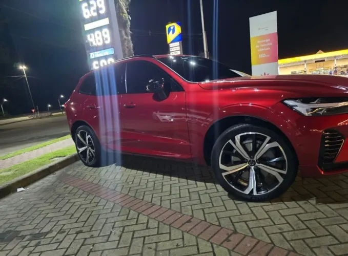 Volvo XC-60 XC 60 T-8 Híbrido R-design 2.0 5P 2022