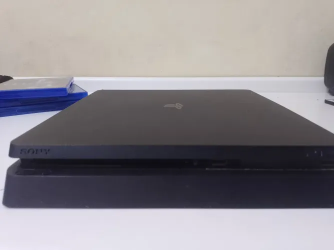 ps4 slim 1 tb 2 controles cabo de força e hdmi