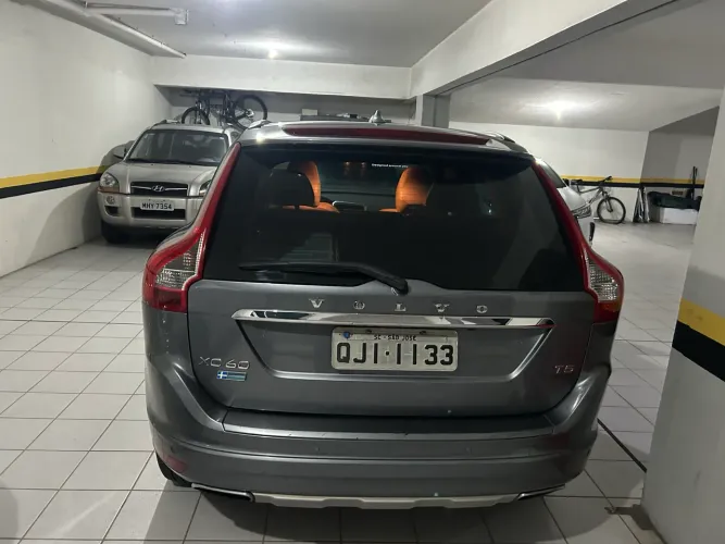 Volvo XC 60 T-5 Momentum 2.0 245cv FWD 5P 2016