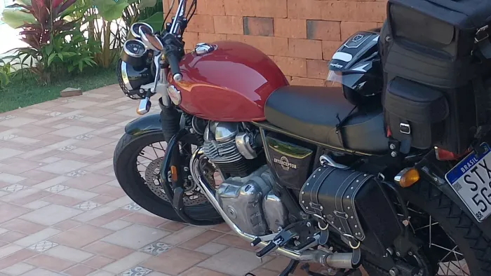 Interceptor 2024 com todos acessórios das fotos