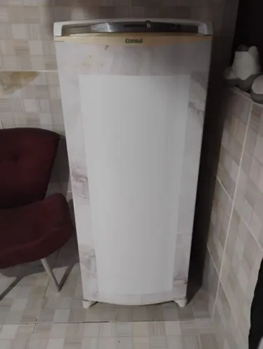 Geladeira frost free cônsul usada.